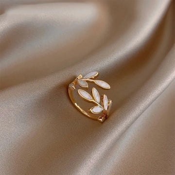 Leaf Design Ring – Leaf Branch Shape Open Ring for Nature-Inspired Elegance