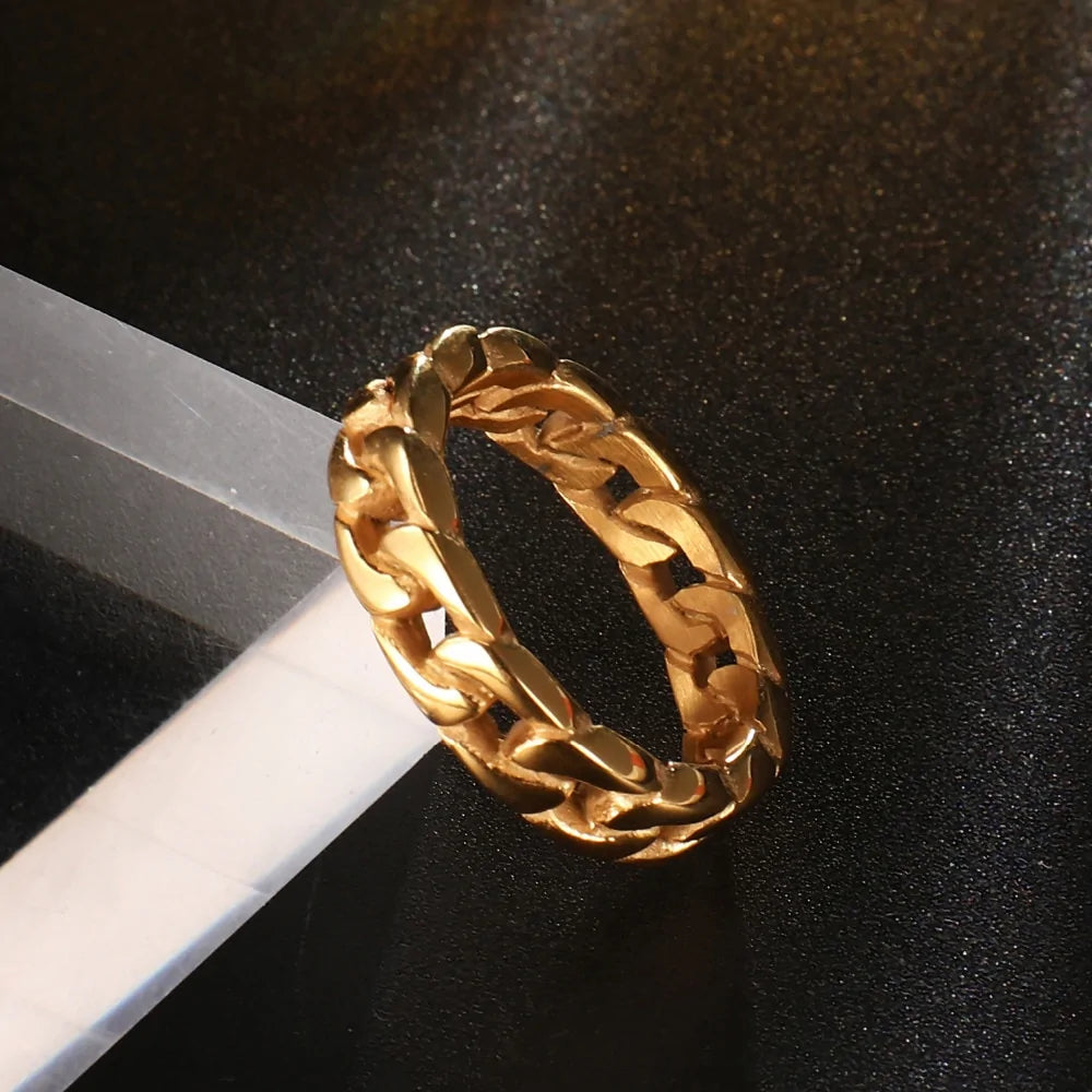 Vertigo Chain Ring for Modern Style