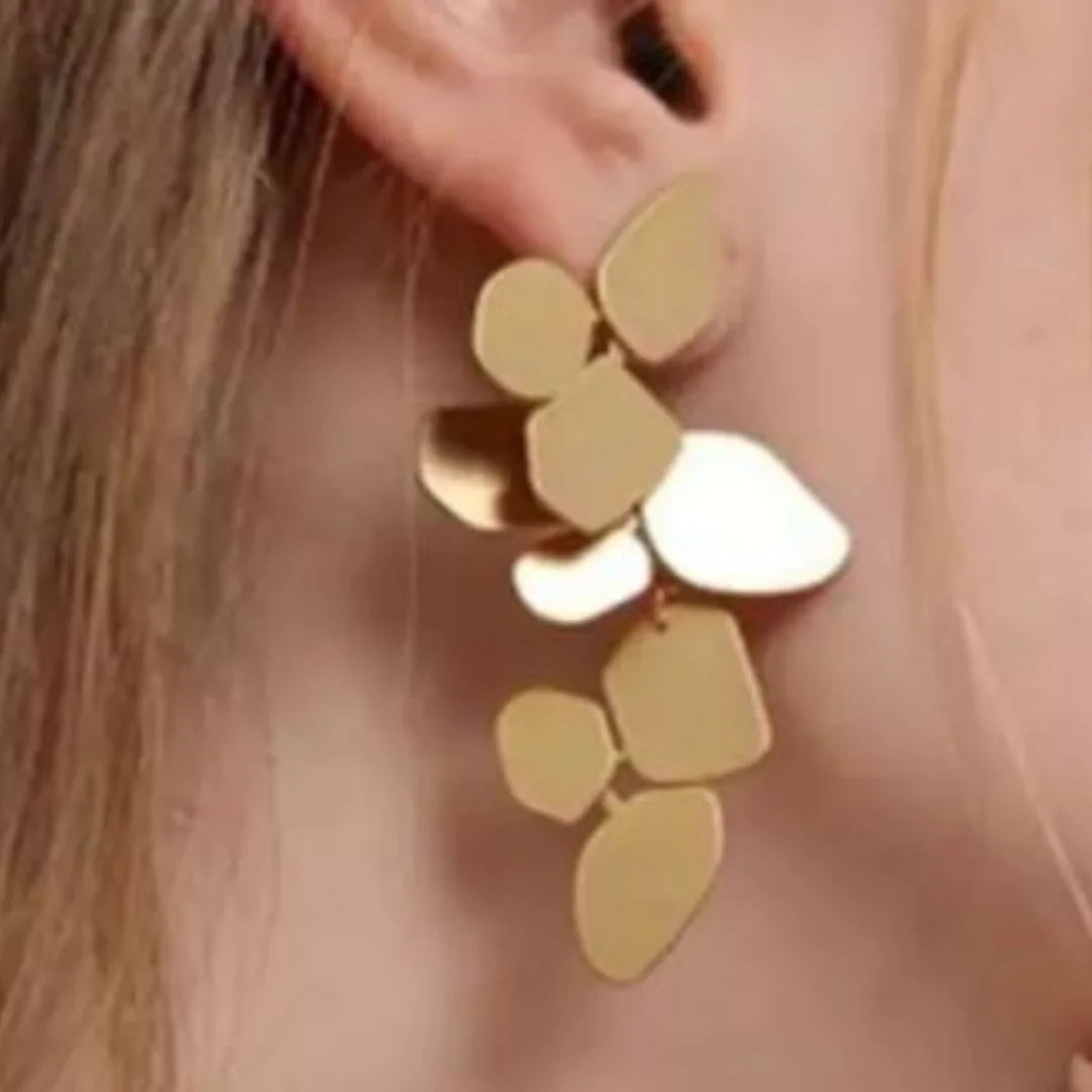 Dangle and Drop Earrings: White Gold Dangle Earrings with Flower Design